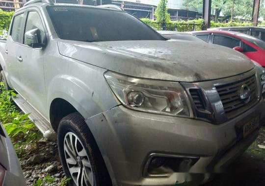 Selling Silver Nissan Navara 2016 in Makati 