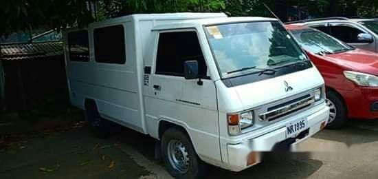 Selling White Mitsubishi L300 2017 Manual Diesel