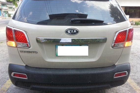 Used Kia Sorento 2010 at 63000 km for sale 