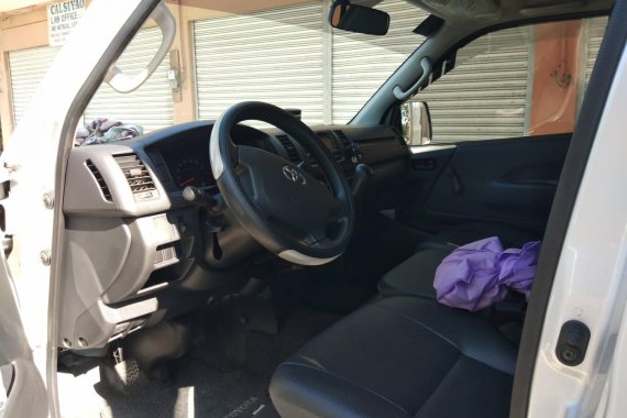 Used 2017 Toyota Hiace Manual Diesel for sale 