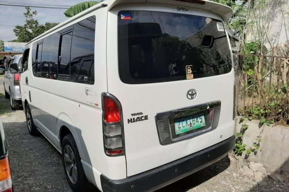 White 2007 Toyota Hiace Manual Diesel for sale 