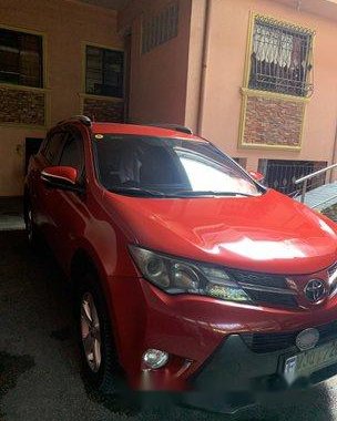 Selling Red Toyota Rav4 2013 at 6600 km 