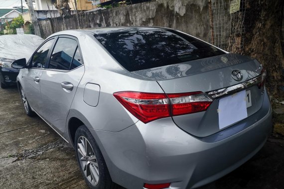 Selling Used Toyota Altis 2014 Automatic at 49000 km 