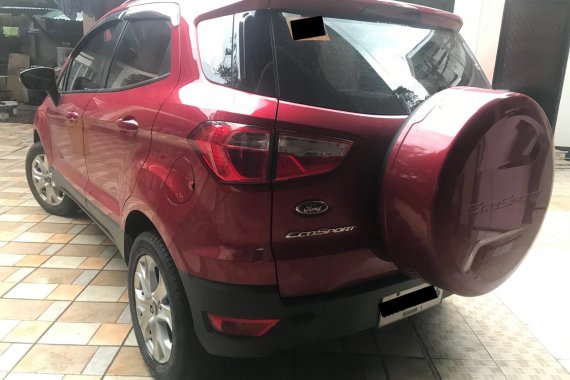 Red Ford Ecosport 2014 at 87000 km for sale 