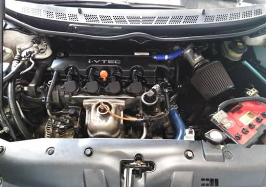 White Honda Civic 2009 at 69912 km for sale 