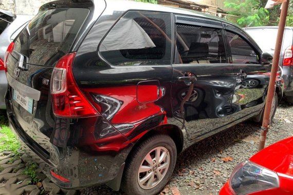 Selling Grey Toyota Avanza 2018 in Quezon City