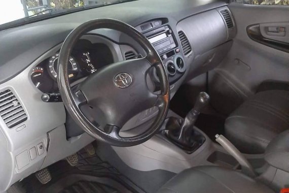 Toyota Innova 2010 for sale in Tanauan