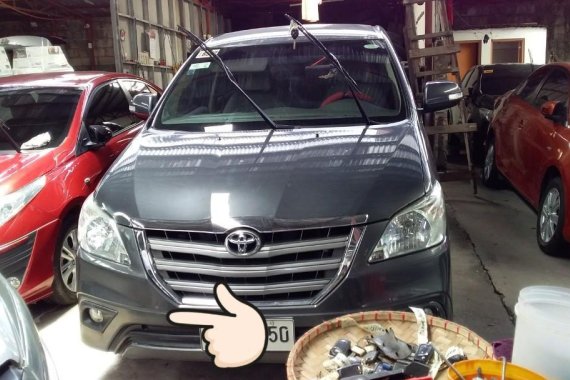 Grey Toyota Innova 2016 for sale in Quezon City