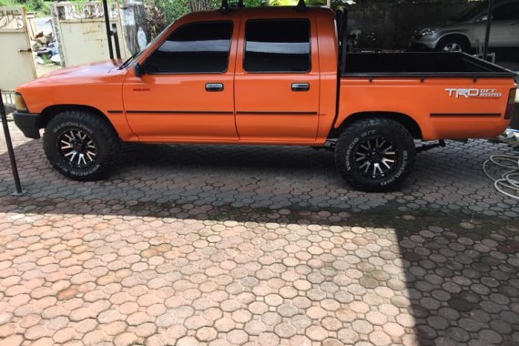 Sell 2nd Hand 1995 Toyota Hilux Automatic in Manila 