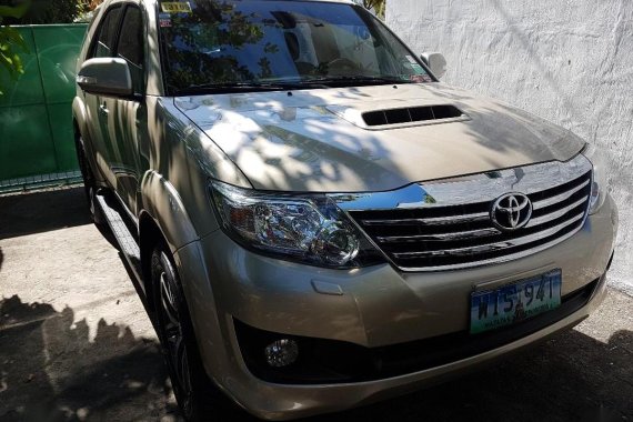 Toyota Fortuner 2013 for sale in Makati 
