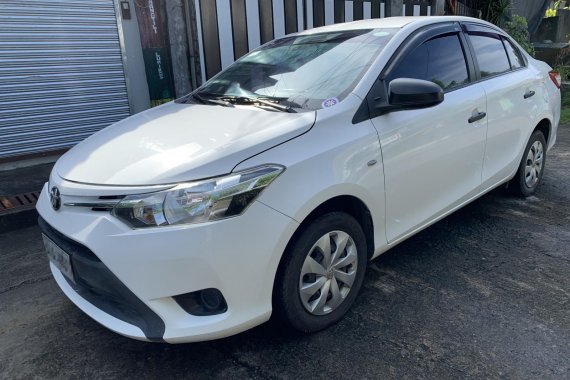 Selling White Toyota Vios 2015 Manual at 38500 km 