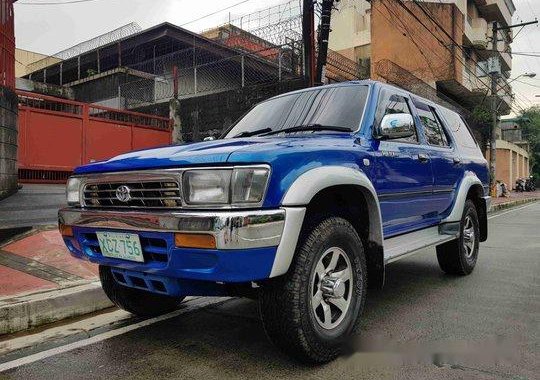 Sell Blue 1993 Toyota Hilux at 130000 km 