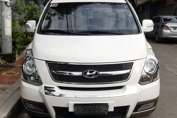 Used 2013 Hyundai Grand Starex at 71000 km for sale 
