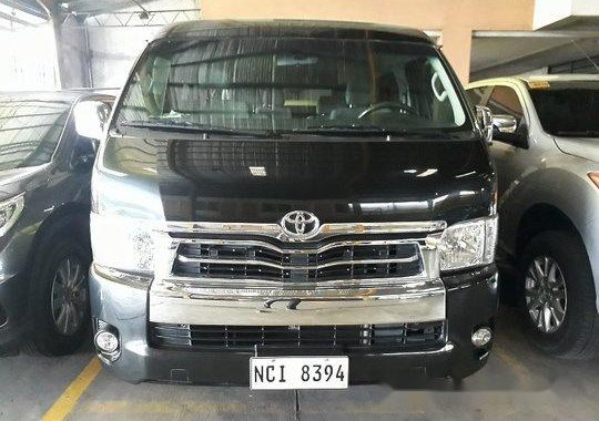 Selling Black Toyota Hiace 2017 at 33710 km 