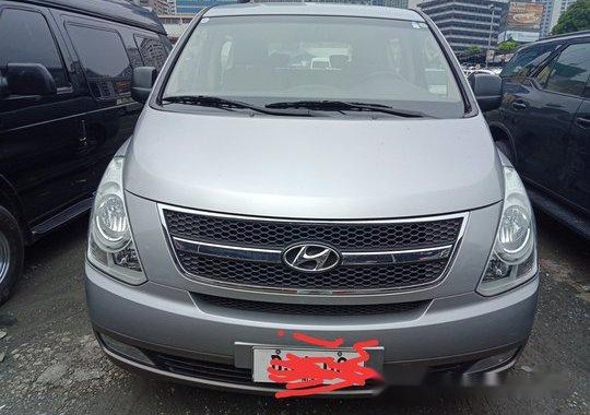 Sell Silver 2014 Hyundai Grand Starex at 32000 km 