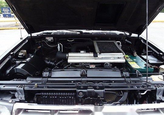 Black Mitsubishi Pajero 2004 Automatic Diesel for sale 