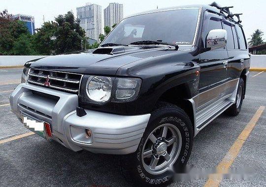 Black Mitsubishi Pajero 2004 Automatic Diesel for sale 