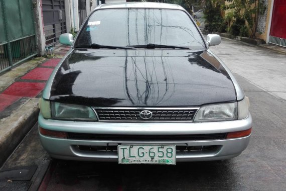 Selling Silver Toyota Corolla 1993 at 90000 km 