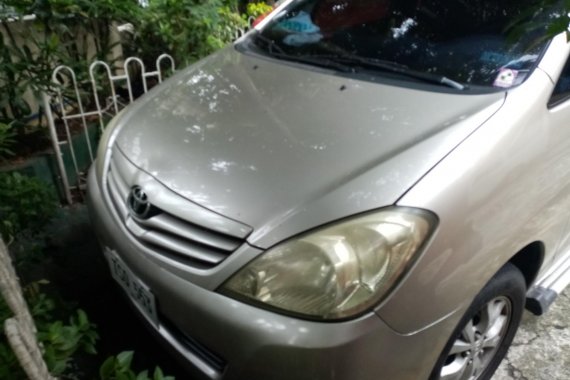 Used 2011 Toyota Innova at 90000 km for sale 