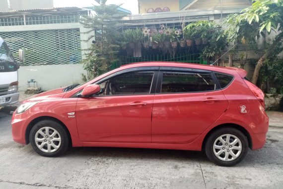 Red 2013 Hyundai Accent Manual Diesel for sale 