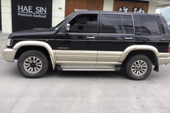 Sell Black 2002 Isuzu Trooper at 150000 km in Angeles 