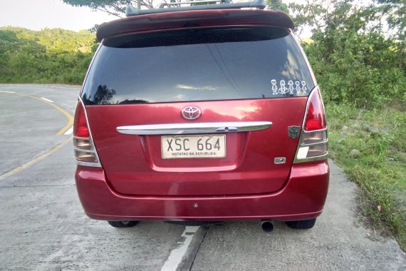 Selling Red Toyota Innova 2005 Manual Diesel 