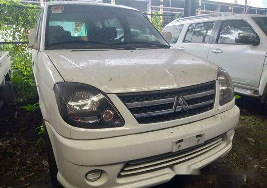 Selling White Mitsubishi Adventure 2017 in Makati 