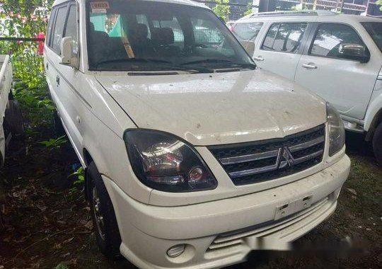 Selling White Mitsubishi Adventure 2017 in Makati 