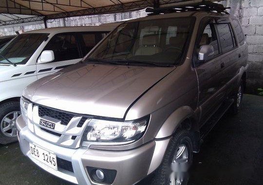 Sell Silver 2016 Isuzu Crosswind at 38459 km 