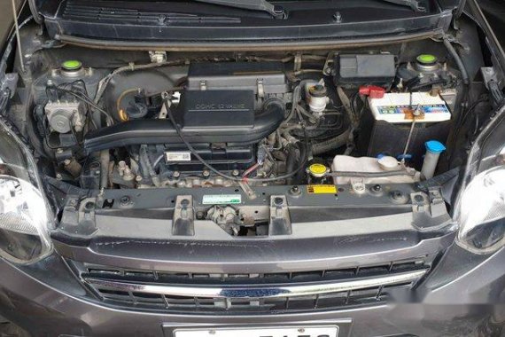 Selling Grey Toyota Wigo 2017 at 11800 km