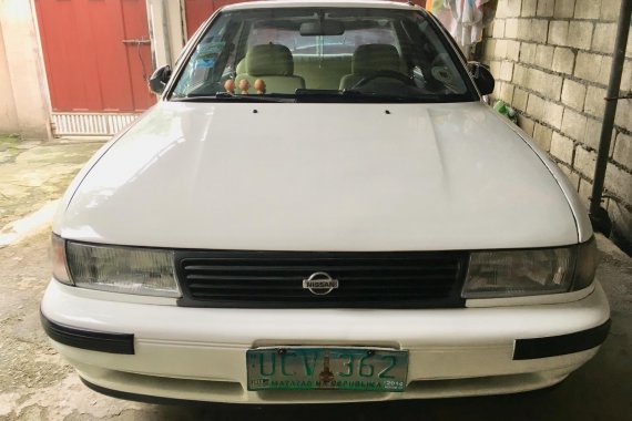 Selling White Nissan Sentra 1995 Manual in Rizal 