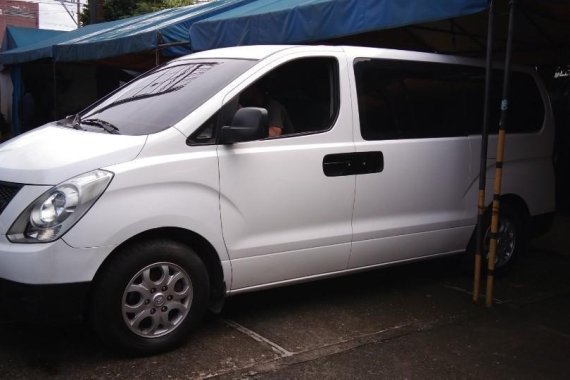 2013 Hyundai Grand Starex Manual for sale