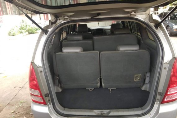 Selling Silver Toyota Innova 2009 Manual in Famy 