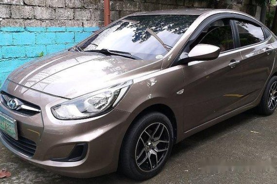 Selling Hyundai Accent 2012 at 76000 km 