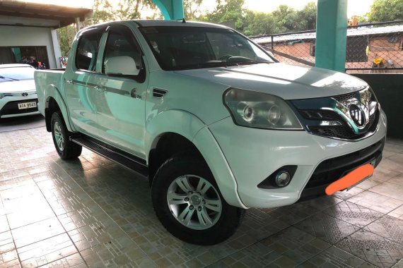 Selling White Foton Thunder 2013 in Manila 