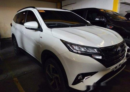 Sell White 2019 Toyota Rush in Quezon City