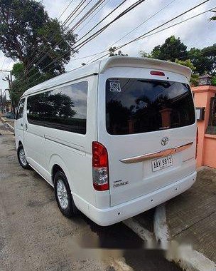 White Toyota Hiace 2014 for sale 