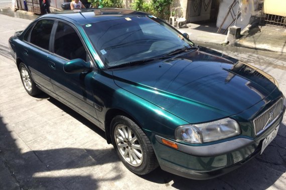 Green 2002 Volvo S80 Sedan at 79000 km for sale 