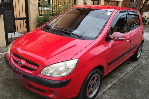 Selling Red Hyundai Getz 2007 at 140000 km 