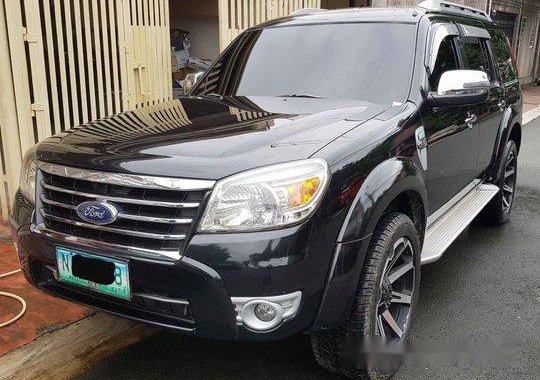 Black Ford Everest 2010 at 83000 km for sale 