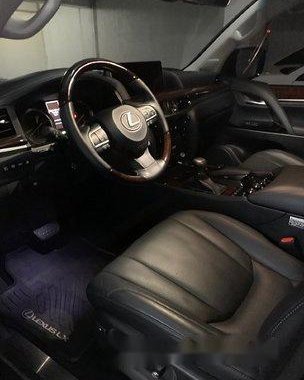 Selling Black Lexus Lx 570 2018 at 3000 km 