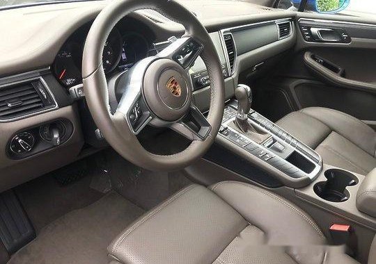 Blue Porsche Macan 2018 at 700 km for sale