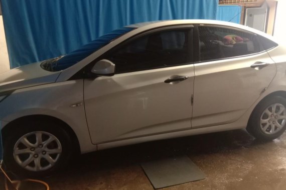 2013 Hyundai Accent for sale in Malolos 