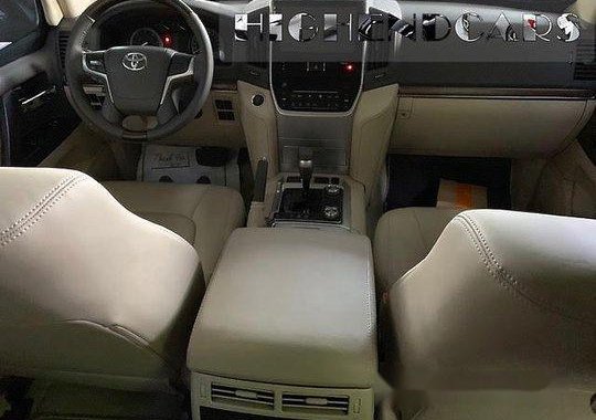 Sell White 2019 Toyota Land Cruiser Automatic Diesel