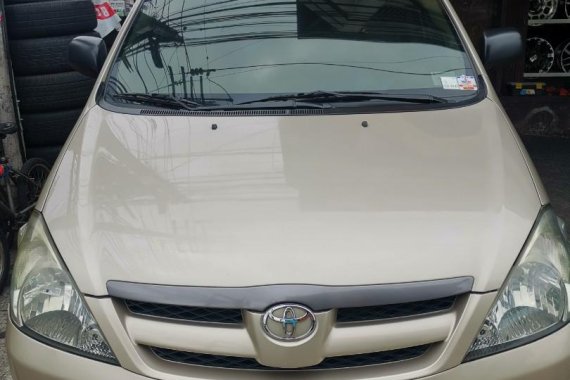 2008 Toyota Innova for sale in Quezon City 