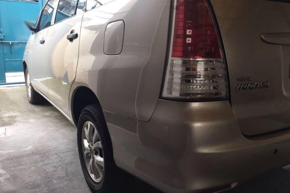 2011 Toyota Innova for sale in Quezon City