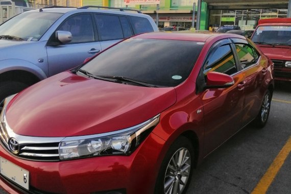 Selling Used Toyota Altis 2014 Manual in Las Pinas 