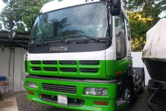 Isuzu Giga 2017 for sale in Cebu City