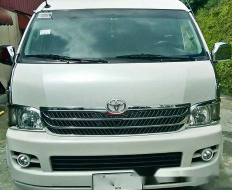 Sell White 2009 Toyota Hiace Automatic Diesel at 90000 km