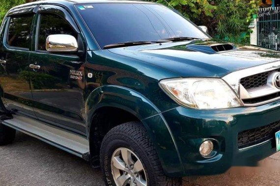 Selling Green Toyota Hilux 2010 in Quezon City